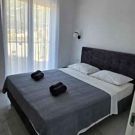 Apartamento With Swimming Pool Seline, Paklenica - 23594